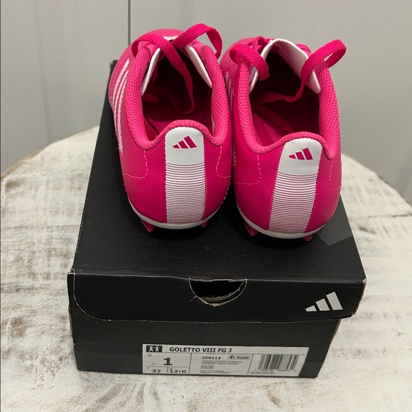 Adidas Hot Pink Cleats Soccer Shoes kids size 1 with White Accents New in Box. - Picture 3 of 6
